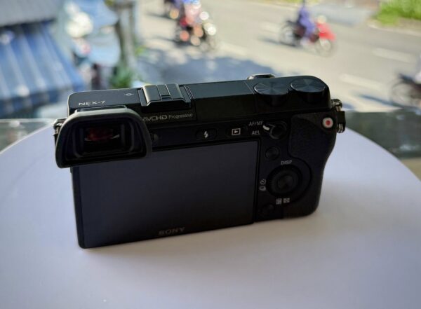 Sony NEX-7 - Hình ảnh 3