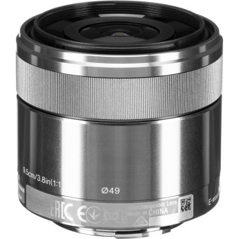 Sony E 30mm f/3.5 Macro - Hệ thống động cơ lấy nét tự động và vòng điều khiển