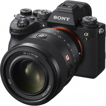 Sony FE 50mm f/1.2 GM - Hệ thống động cơ lấy nét tự động và vòng điều khiển